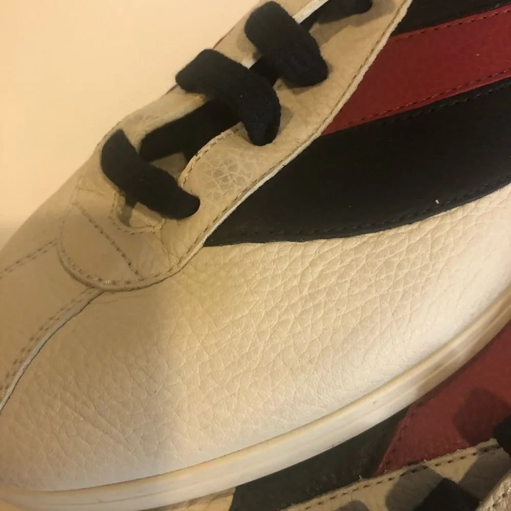 Gucci mens Falacer lace up sneakers size 8.5